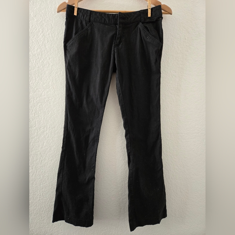 O'neill Y2K Black Low Rise Slim Boot Cut Cargo Pants.